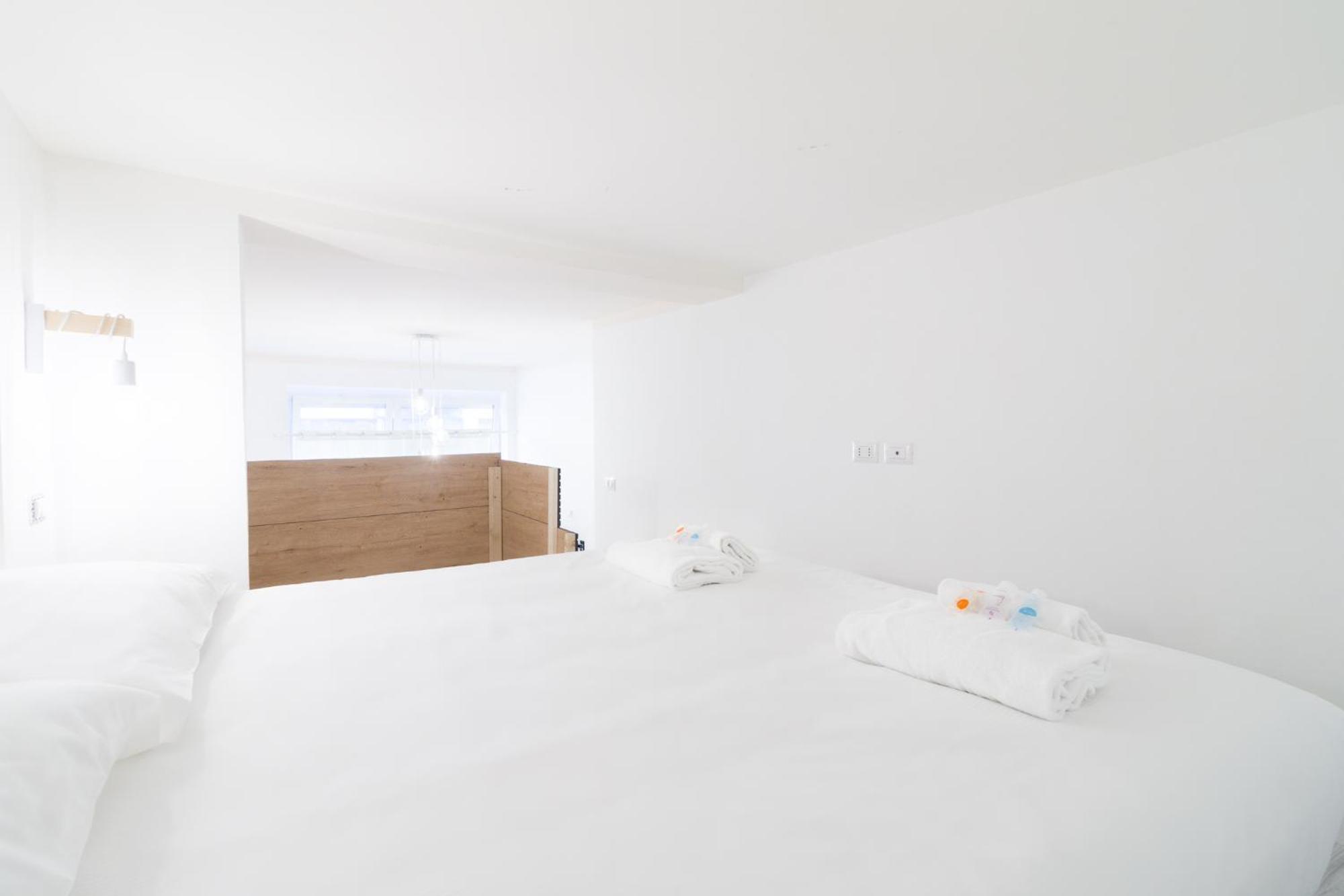 Nel Cuore Dei Navigli - Home Suite Milano Esterno foto